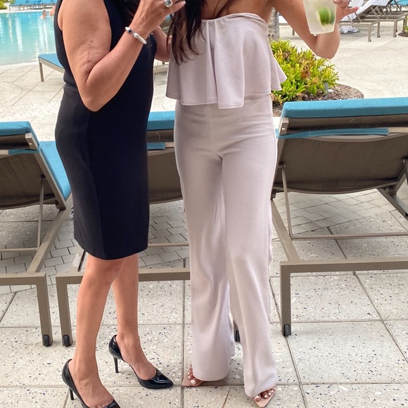 Missguided Ruffle Jumpsuit - Picture 3 of 3